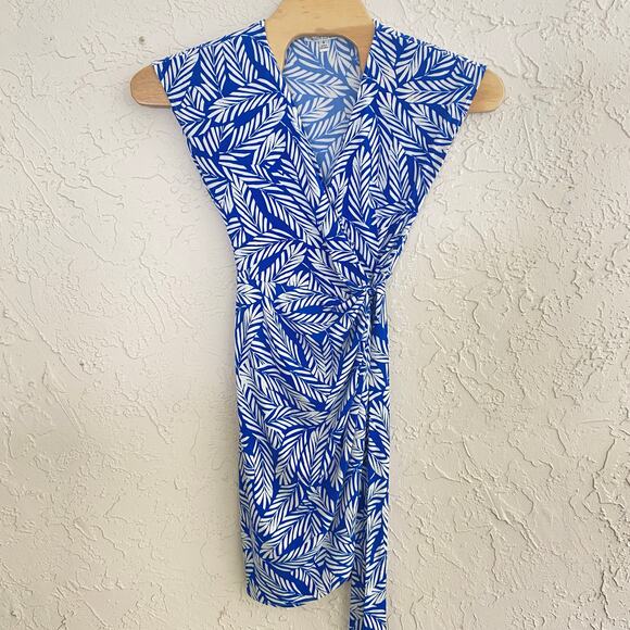 Maggy‎ London Wrap Dress Blue White Leaf Print Sz 6 - Picture 1 of 5